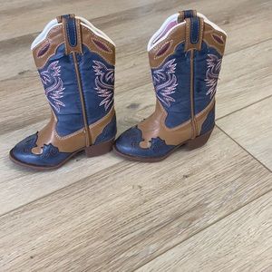 Smokey Mountain Toddler girl boots.